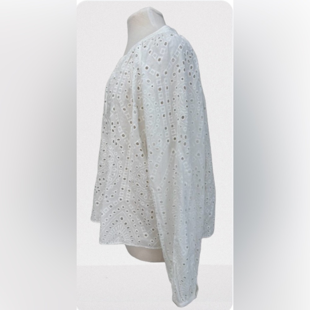 Size XL NWT H&M White Boxy Embellished Blouse - Picture 2 of 4